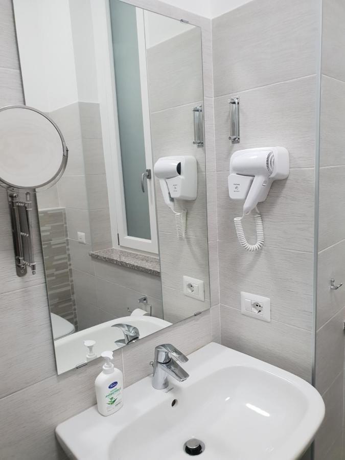 Leader Apartment 4 - Monzino - Hockey Msg Arena - Linate - Mailand Exterior foto