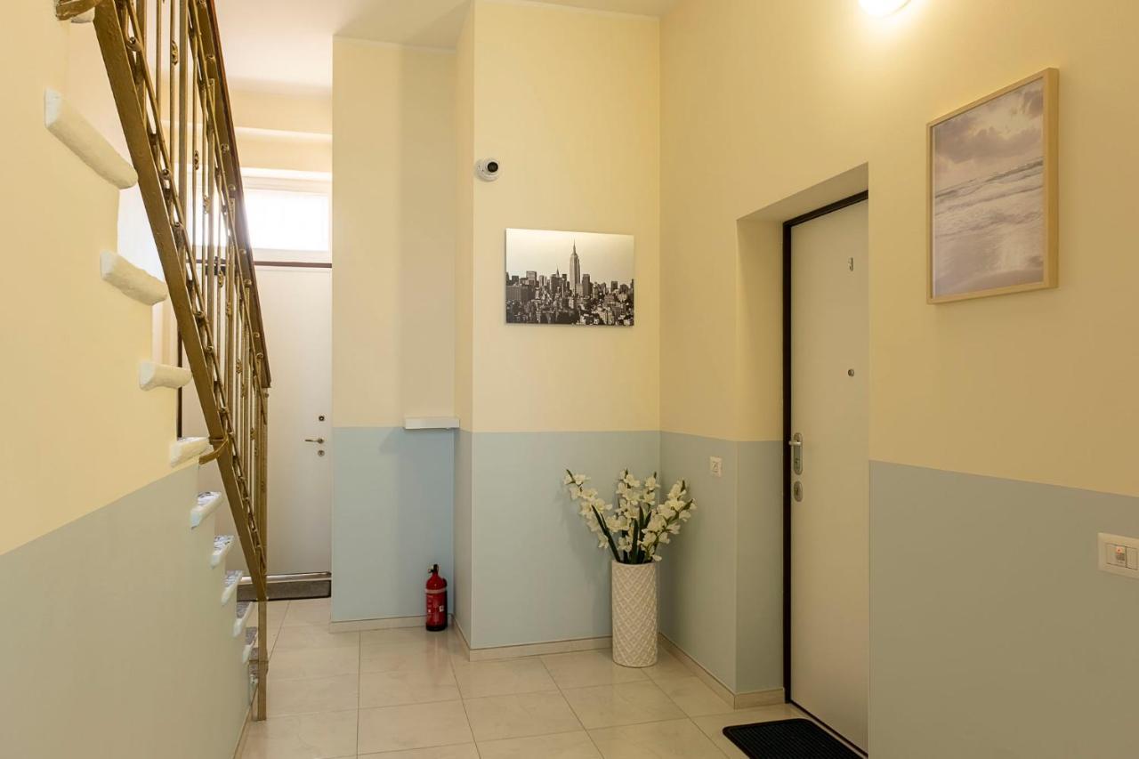 Leader Apartment 4 - Monzino - Hockey Msg Arena - Linate - Mailand Exterior foto