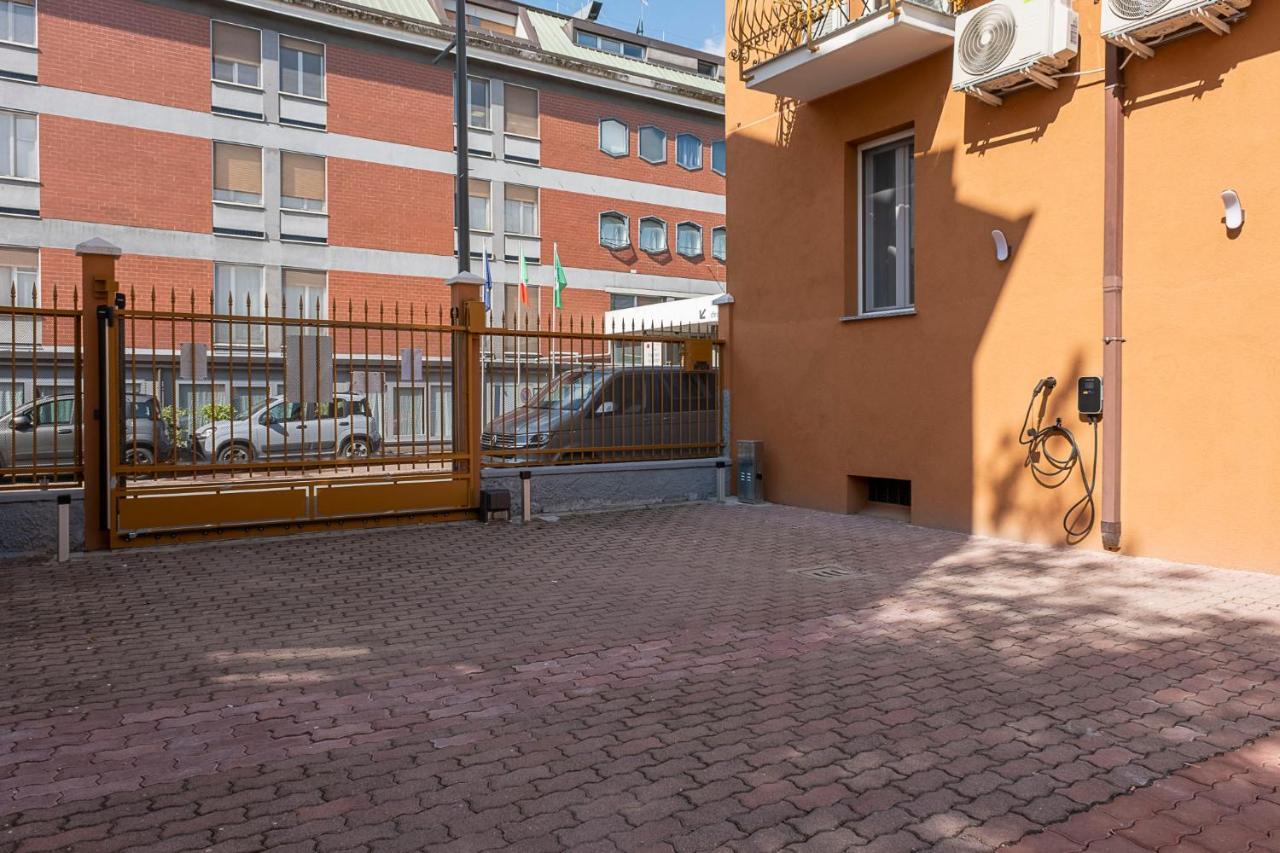 Leader Apartment 4 - Monzino - Hockey Msg Arena - Linate - Mailand Exterior foto